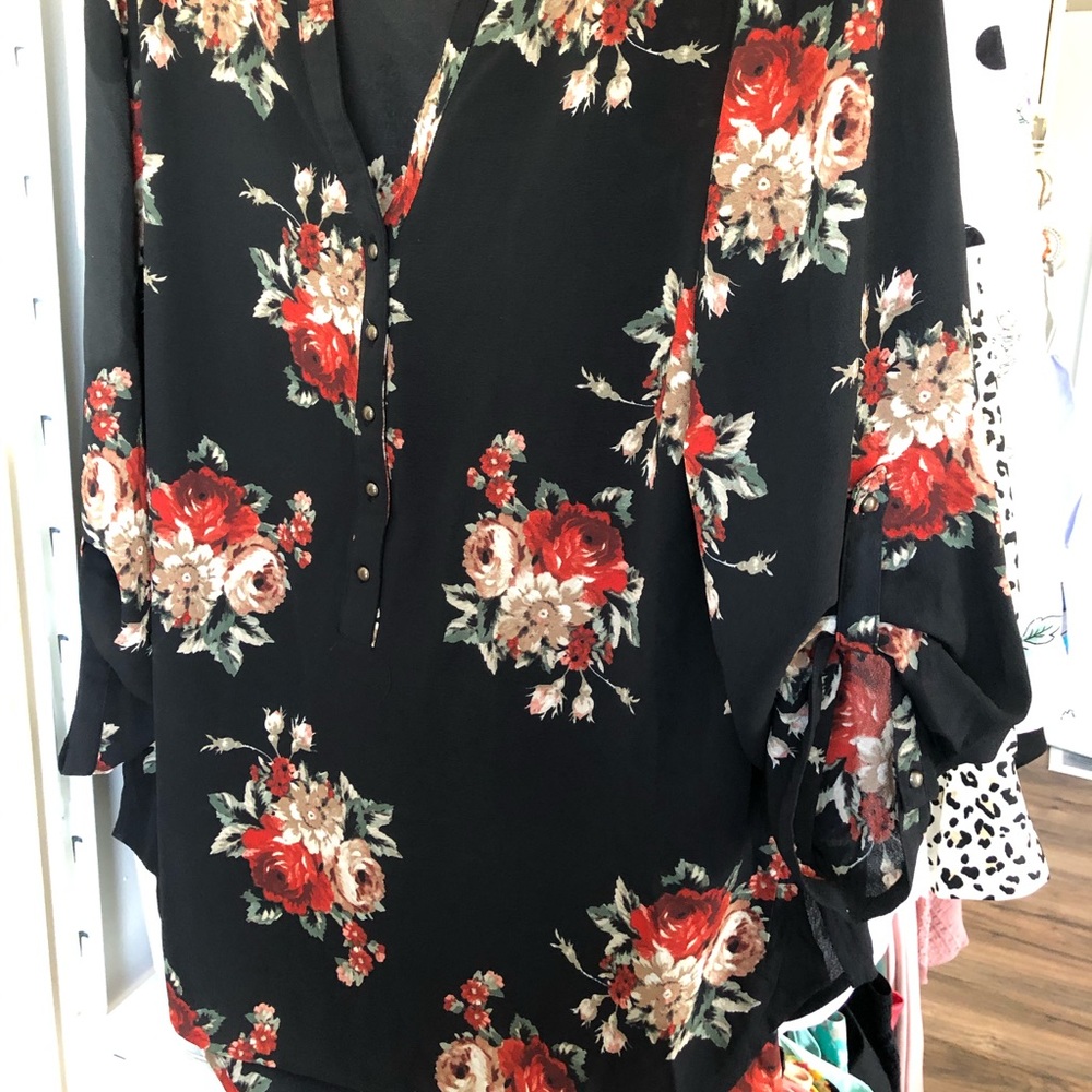 Floral top